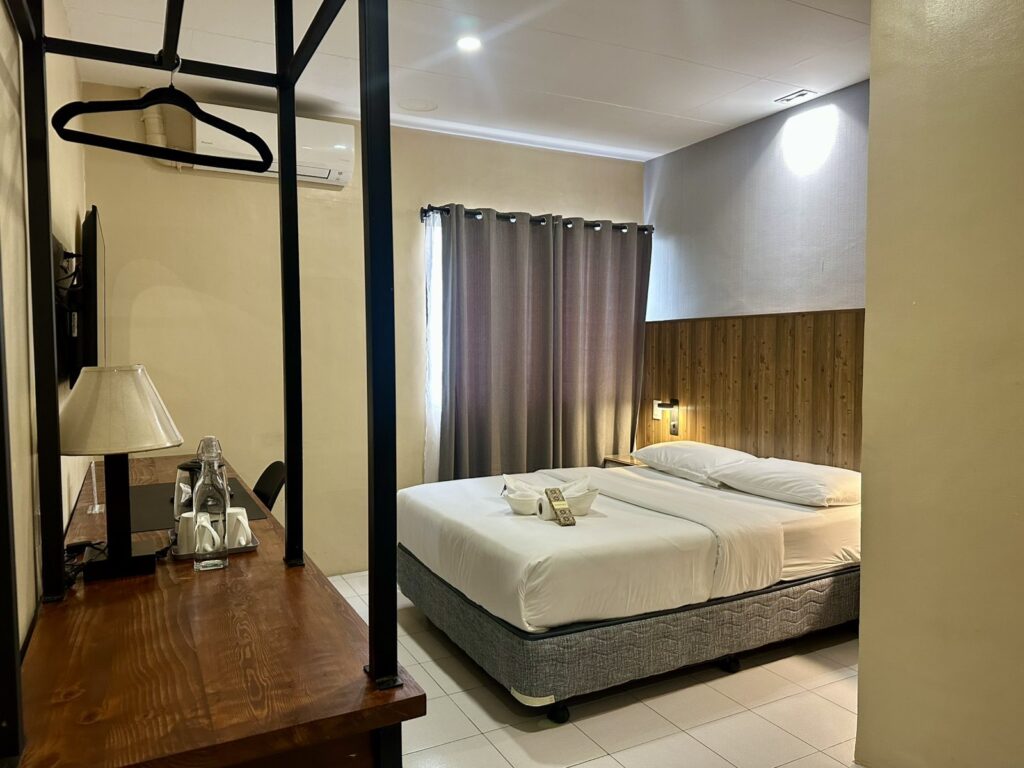 superior single room (2)